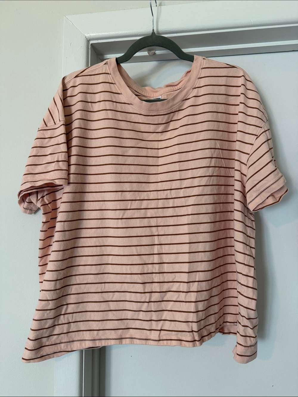 Old Navy Peach and Brown Loose Vintage Crew-Neck Cotton T-Shirt